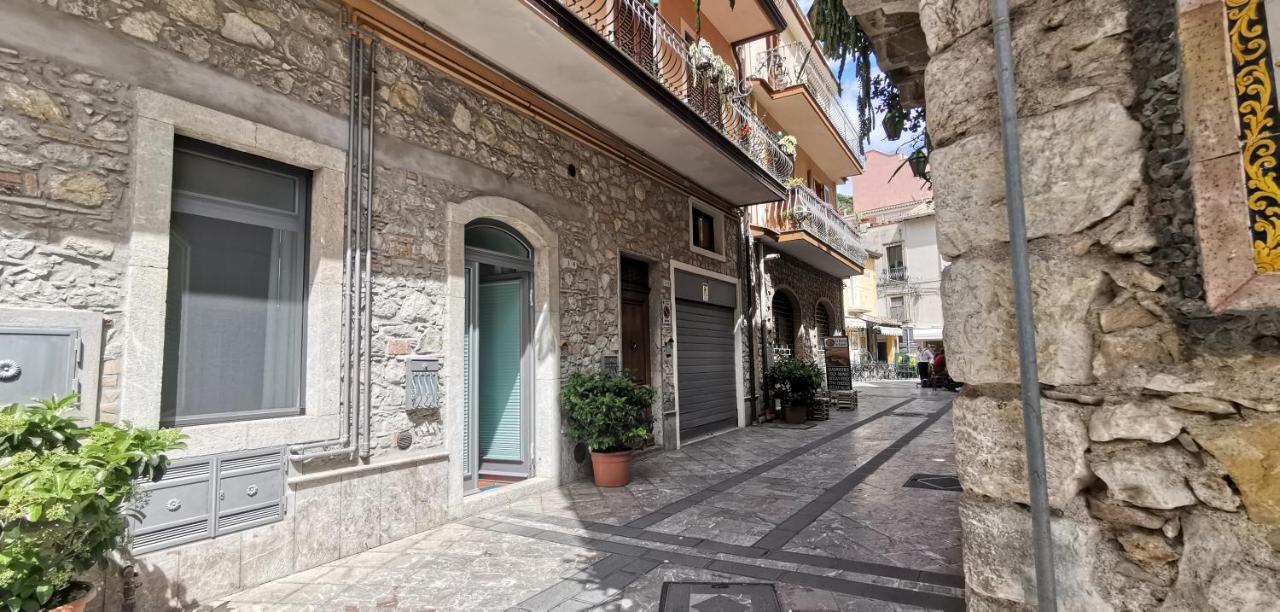 Luxury Apartment Carmen N 2 Centro Storico Di Taormina Eksteriør bilde