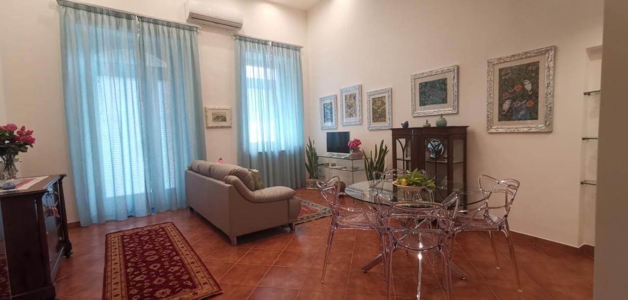 Luxury Apartment Carmen N 2 Centro Storico Di Taormina Eksteriør bilde